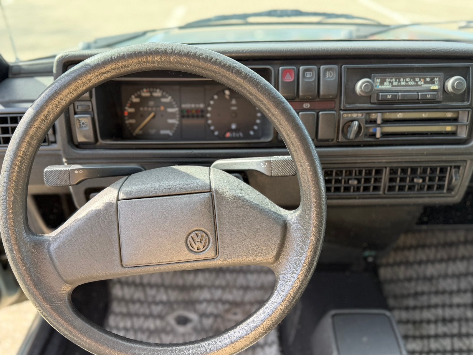 Volkswagen golf 2 / 1.6Diesel / oldtimer / eerste eigenaar, foto 12