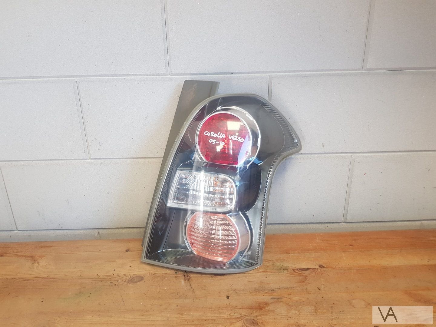 Toyota Corolla verso 2004 - 2010 achterlicht rechts €75, -, Toyota, Utilisé, -
