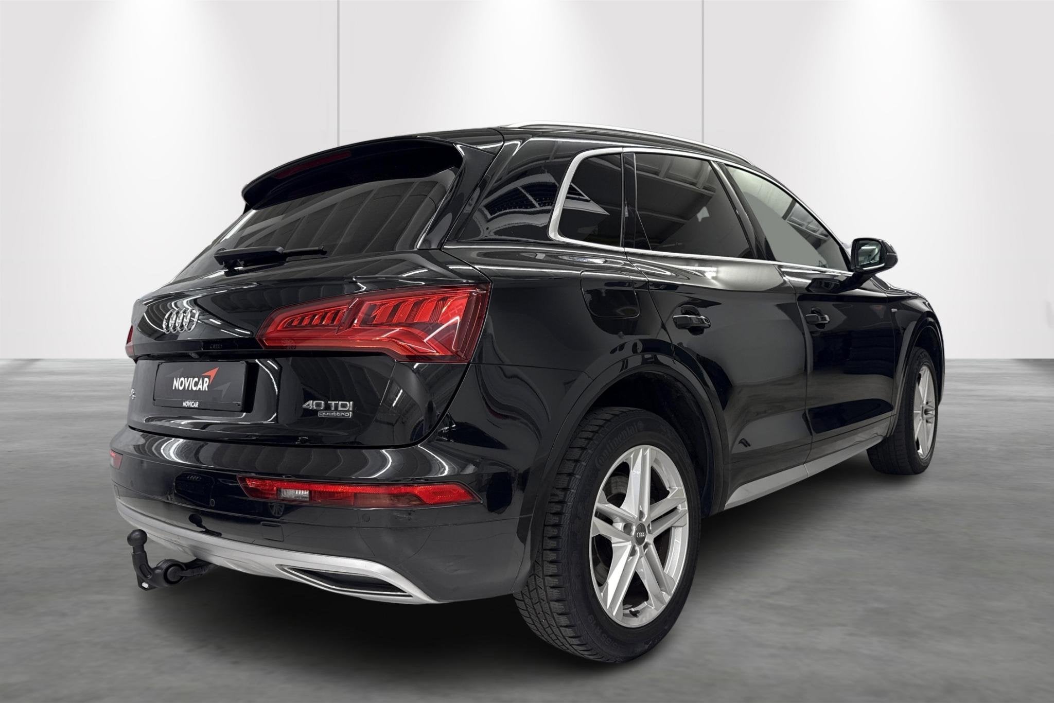 Audi Q5 Business Edition Sport 40 TDI quattro, Automaat, 188 g/km, Stof, Gebruikt