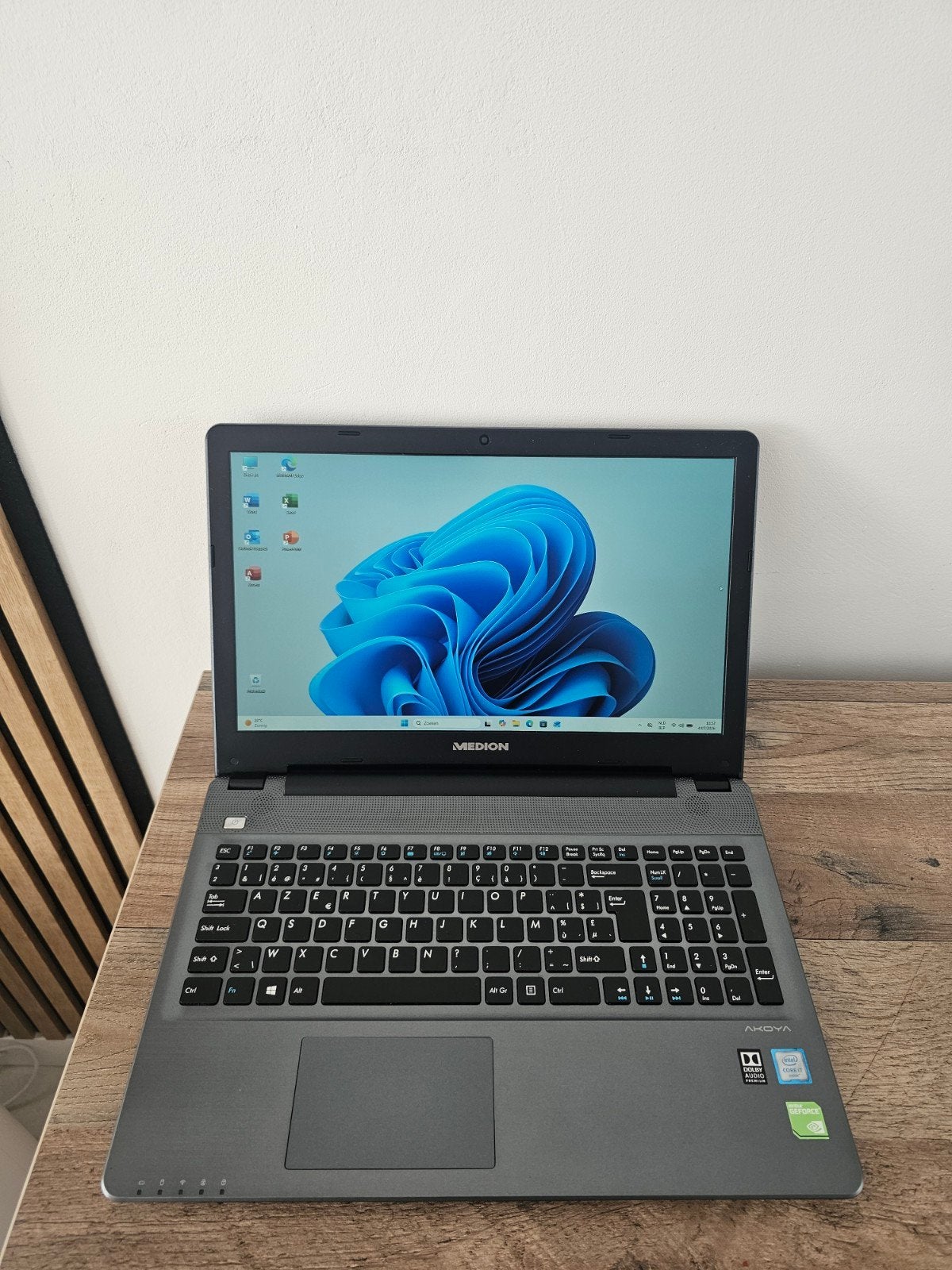 Medion gaming laptop i7 12gb Ram FULLHD  Win11+Office 2024, Informatique & Logiciels, Ordinateurs portables Windows, HDD, SSD