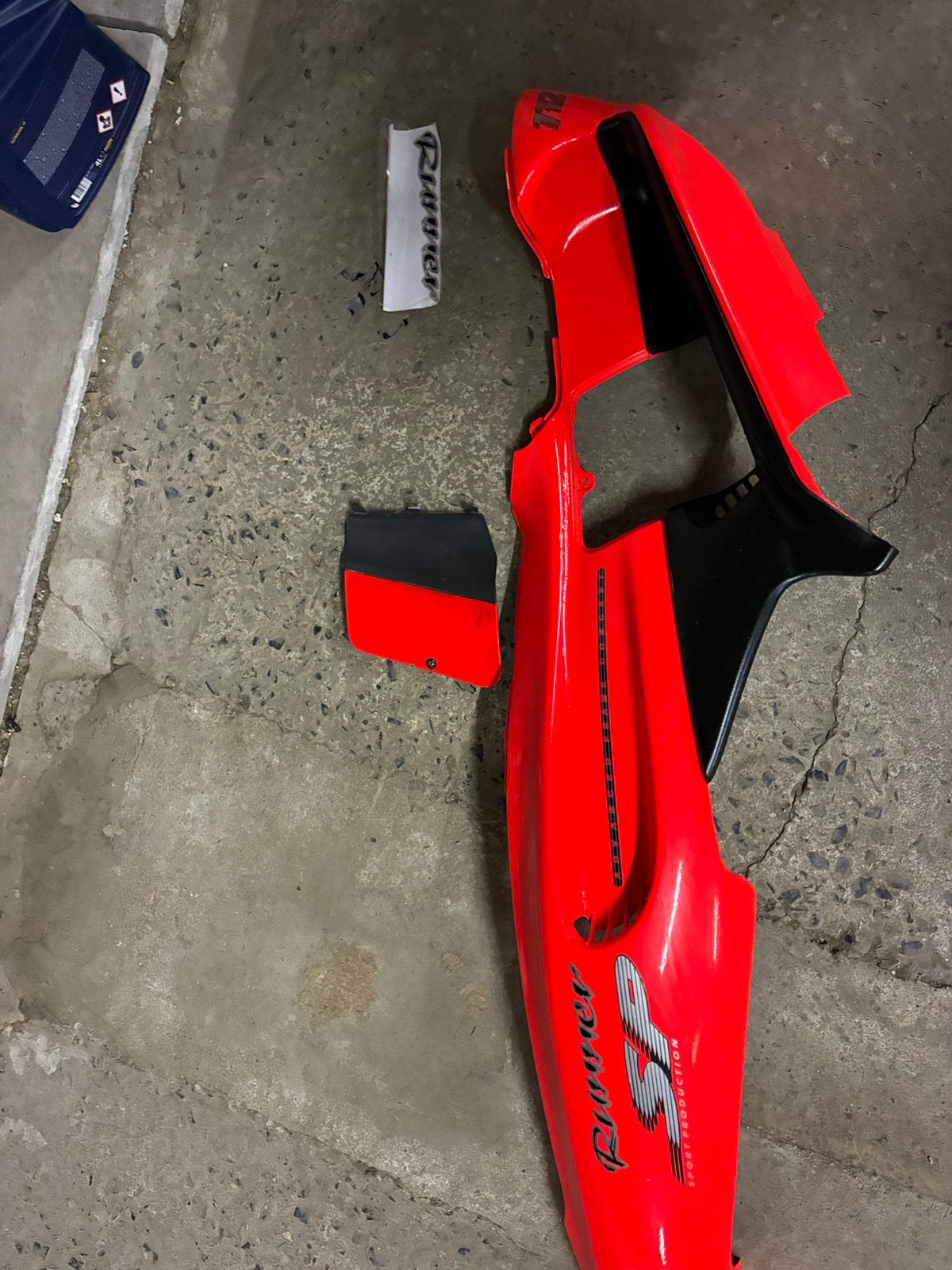 Gilera runner orginele rechterkap fluo rosso, Ophalen