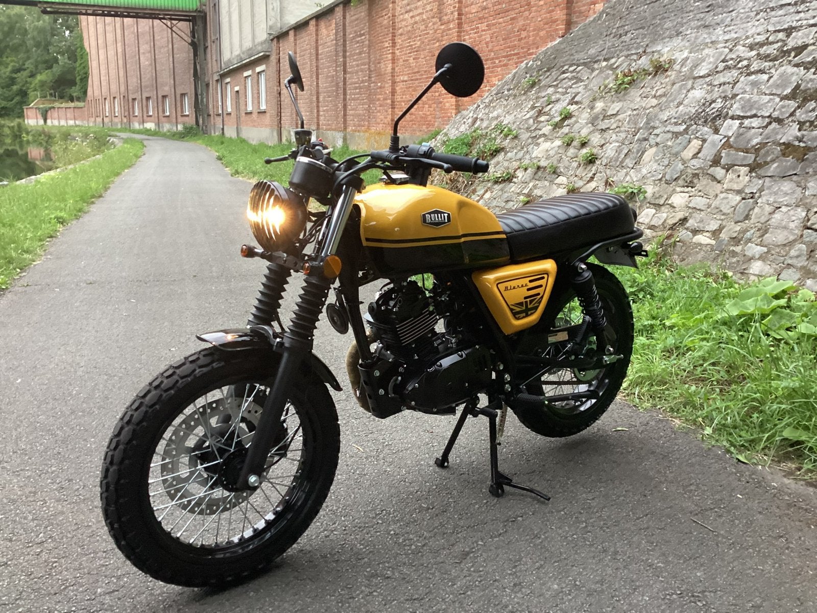 Te koop Bullit Bluroc 125, Motoren, Particulier