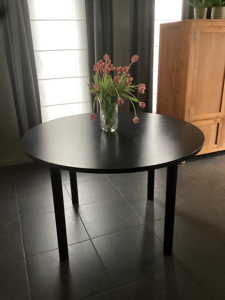 Tafel zwart diameter 120cm, Huis en Inrichting, Tafels | Eettafels, Rond, Zo goed als nieuw, Vier personen, Ophalen