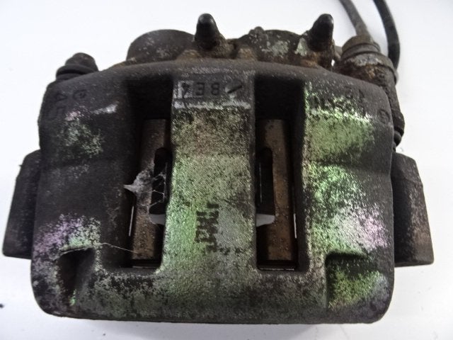 REMKLAUW LINKS VOOR Renault Master II (FD / HD), Gebruikt, Renault, Peter-Huppertz-Straße 5
51063  Köln, DE, Dialog.deutschland@renault.de