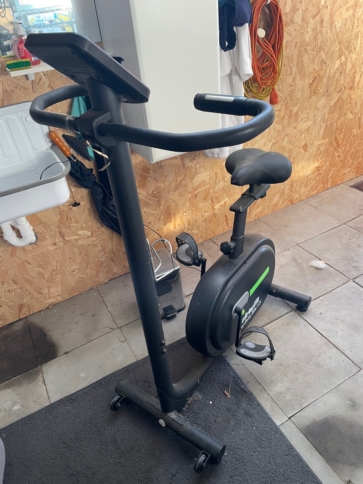 Hometrainer, Ophalen, Zo goed als nieuw, Benen, Hometrainer