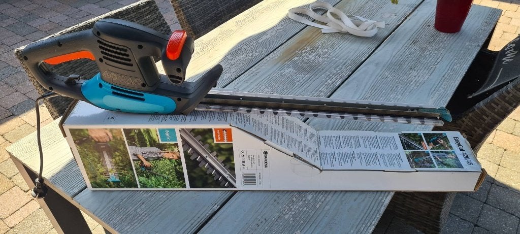 Gardena heggenschaar.  Type, Easycut 420/45, Tuin en Terras, Ophalen of Verzenden, Zo goed als nieuw, Elektrisch, Gardena husqvarna