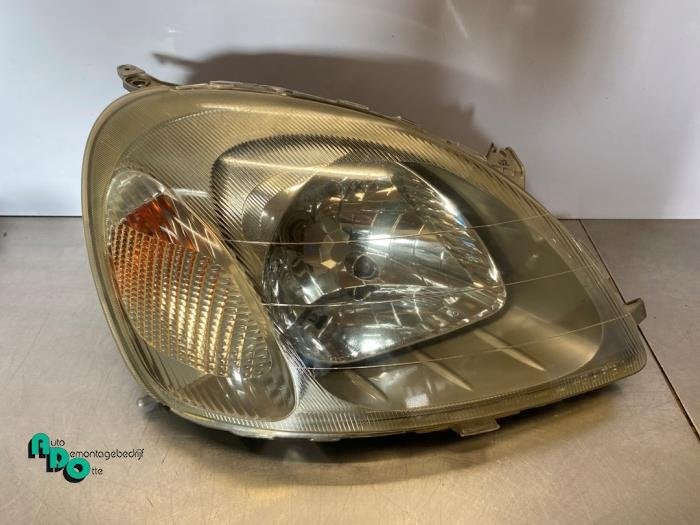 Koplamp rechts van een Toyota Yaris (Yaris 1 00-), Auto-onderdelen, Gebruikt, -, -, Ophalen of Verzenden