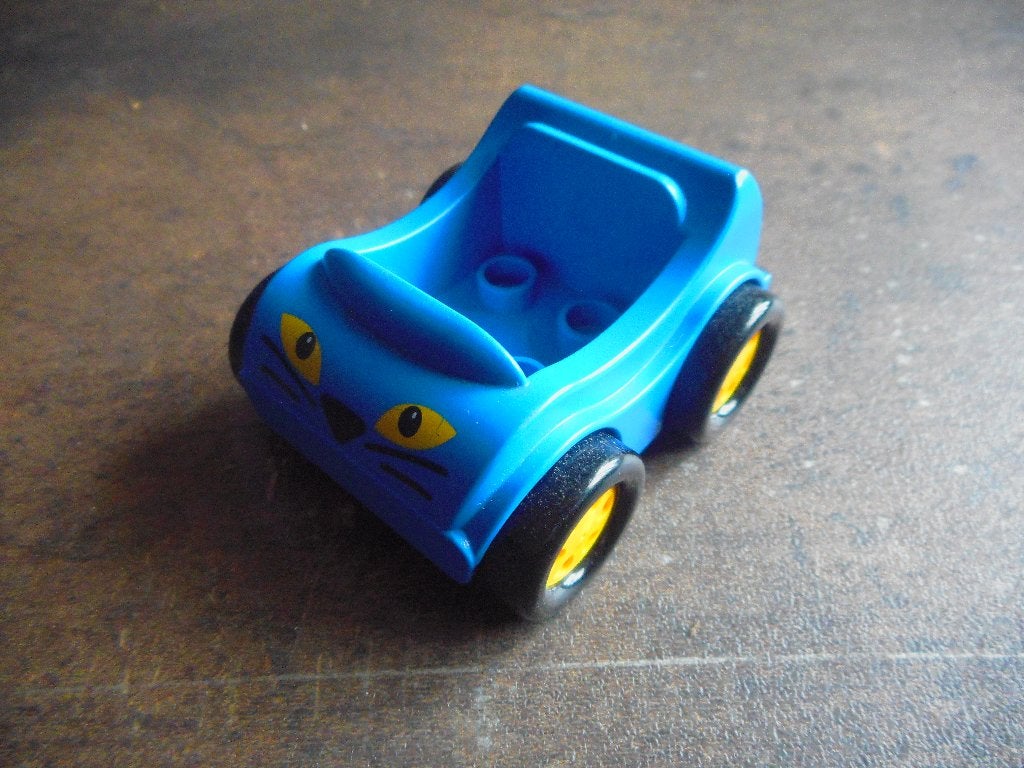 Lego Duplo Car with Molded Yellow Wheels (zie foto's) 2, Ophalen of Verzenden, Gebruikt, Losse stenen, Duplo