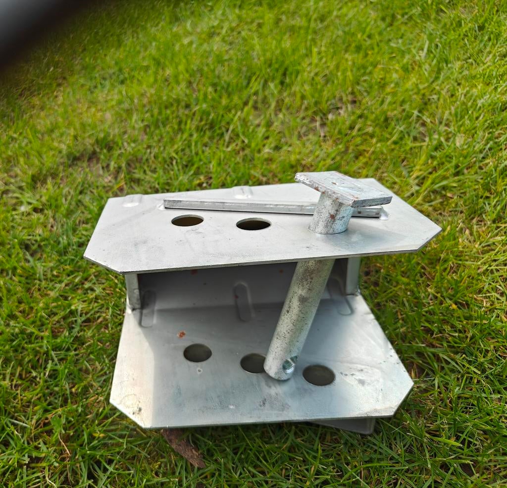 Slot aanhangwagen of caravan, Ophalen