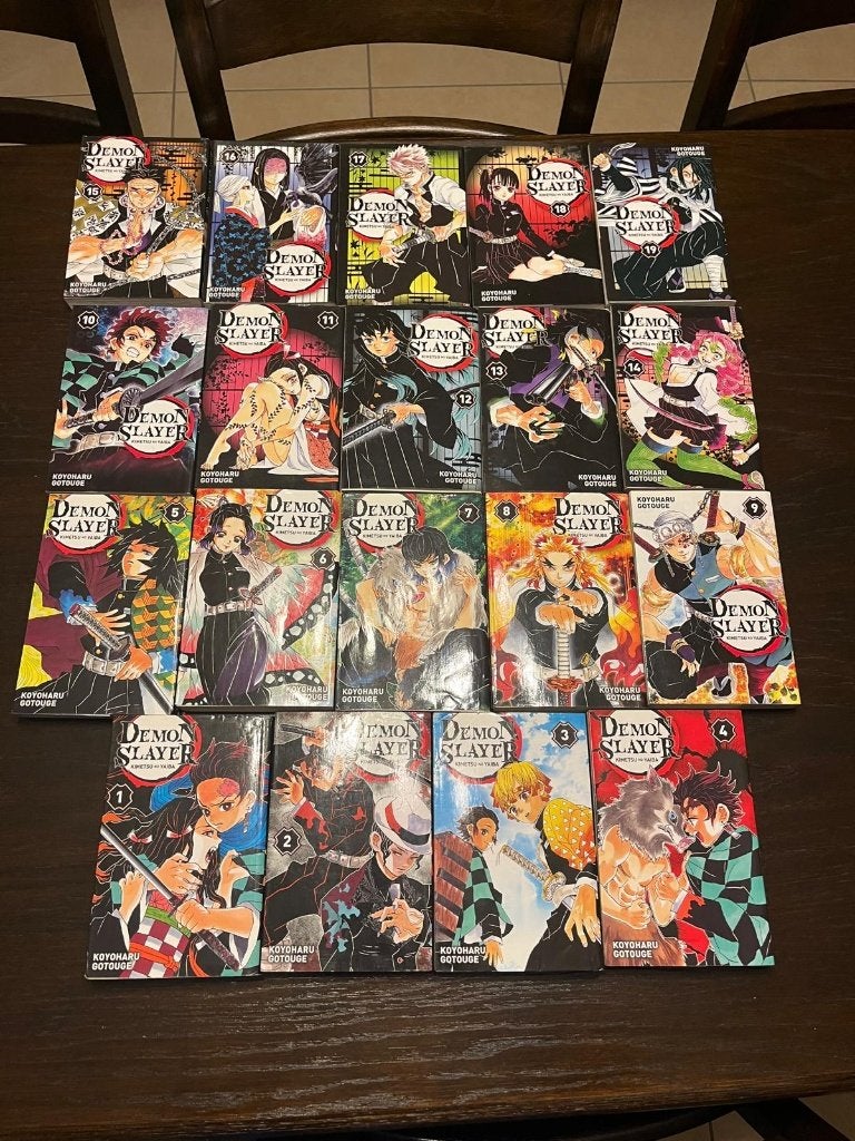 Demon Slayer lot 19 tomes VF — état parfait, Boeken, Strips | Comics, Complete serie of reeks, Ophalen of Verzenden, Zo goed als nieuw