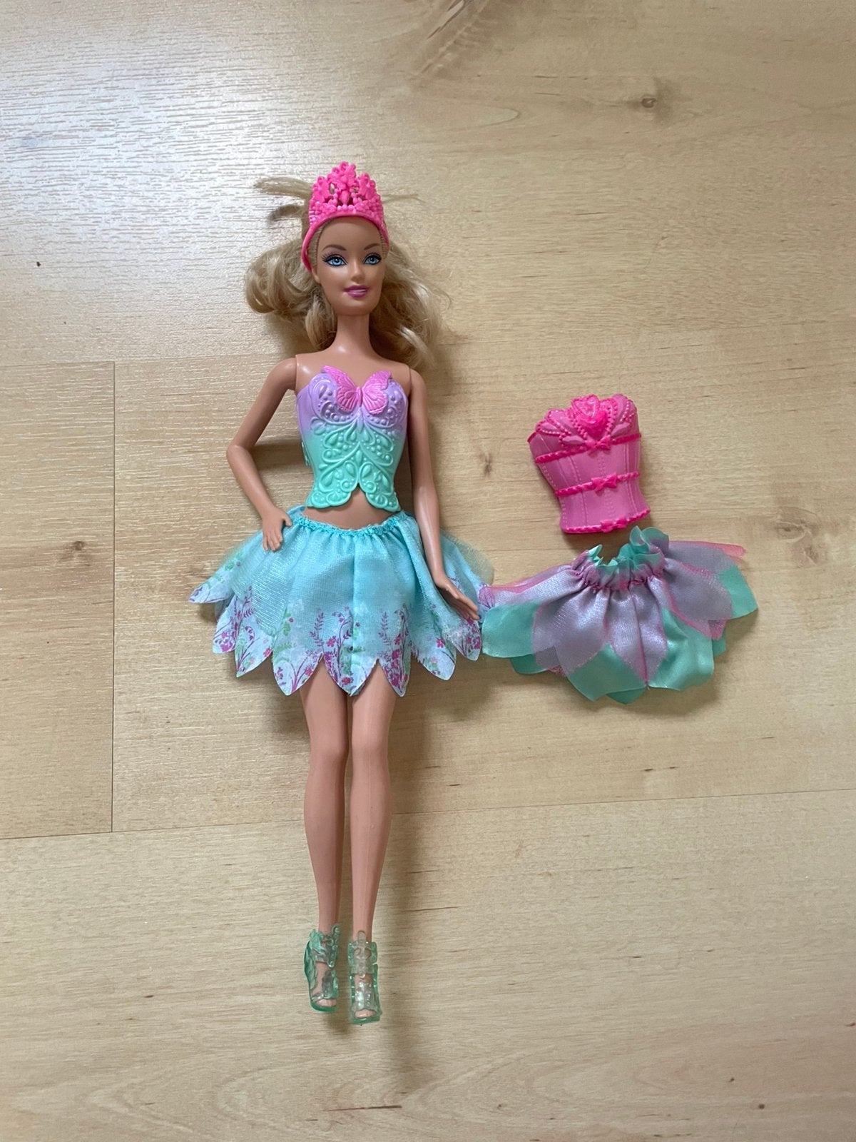 barbiepop, Kinderen en Baby's, Speelgoed | Poppen, Ophalen of Verzenden, Zo goed als nieuw