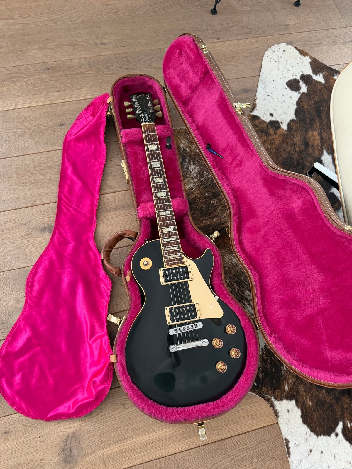 Gibson Les Paul Standard 1991 Ebony, Musique & Instruments, Instruments à corde | Guitares | Électriques, Enlèvement, Utilisé