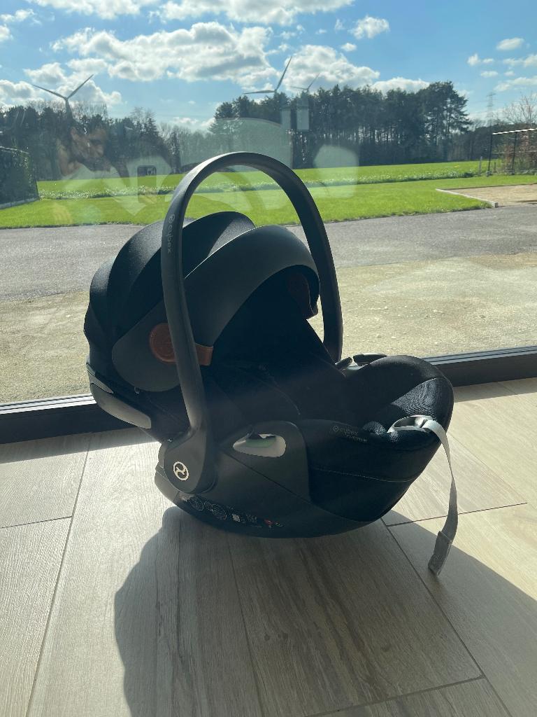 Cybex platinum cloud T+ maxi Cosi incl. voetenzak + dekens, Verstelbare rugleuning, Zo goed als nieuw, Isofix, Ophalen