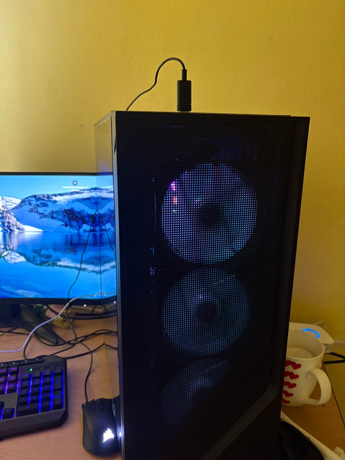 Gaming-pc FLOWUP BLAZEFORCE 2 – RTX 5060, Ophalen, Zo goed als nieuw, Gaming, SSD