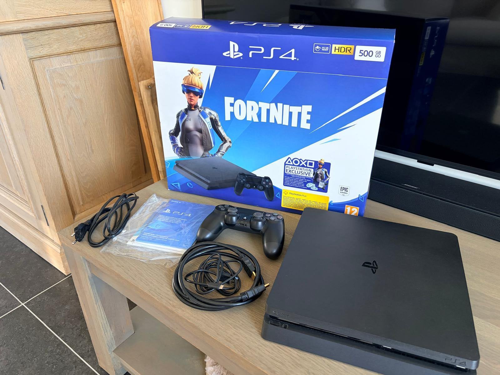 PlayStation 4 avec 1 console, Neuf, 500 GB, Avec 1 manette, Enlèvement