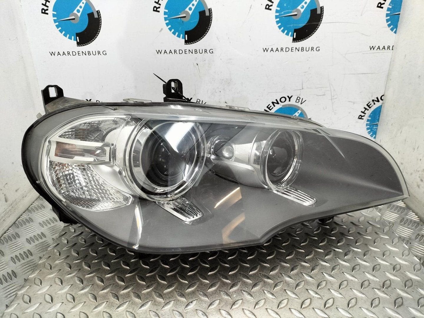 BMW X5 E70LCI 40D X-DRIVE KOPLAMP R 2012, Autos : Pièces & Accessoires, Éclairage, Utilisé, ARN reconnu, Stiba membre, Reconnu durable