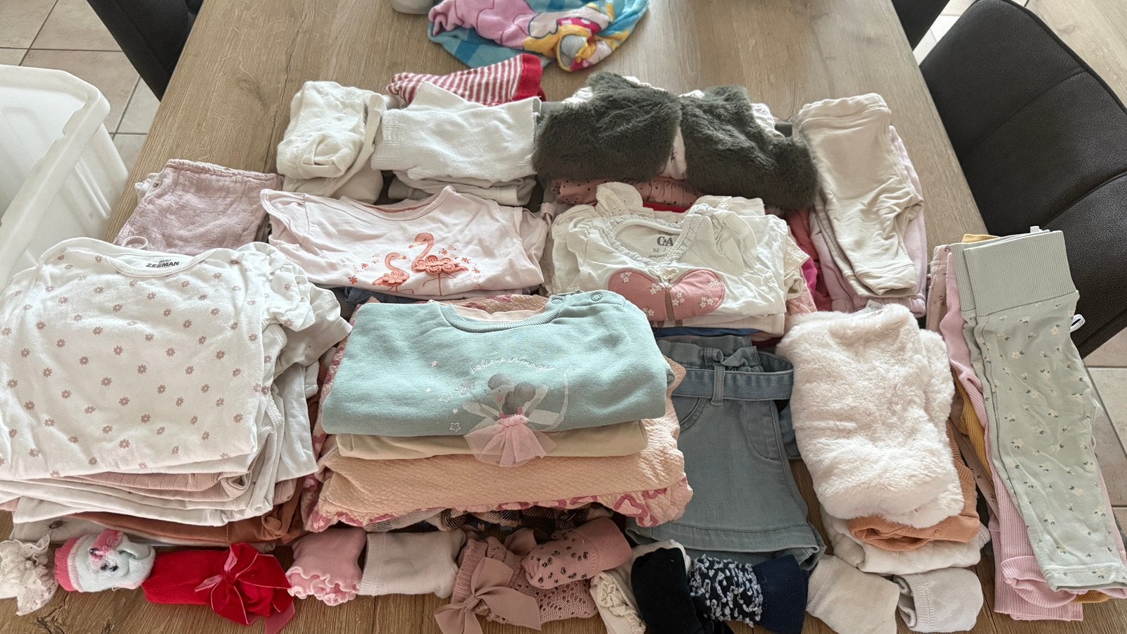 Groot meisjeskledingpakket – 96 stuks maatje 62-68, Kinderen en Baby's, Ophalen, Gebruikt, Maat 62