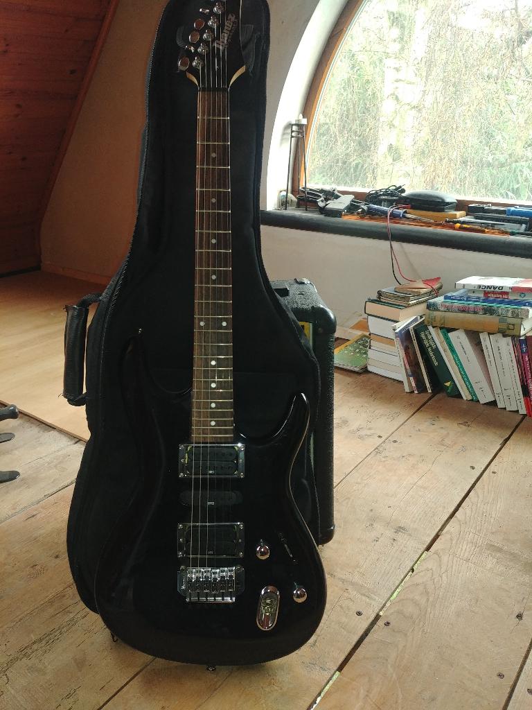 IBANEZ EXR 170 gitaar, Muziek en Instrumenten, Snaarinstrumenten | Gitaren | Elektrisch, Ophalen, Zo goed als nieuw, Solid body