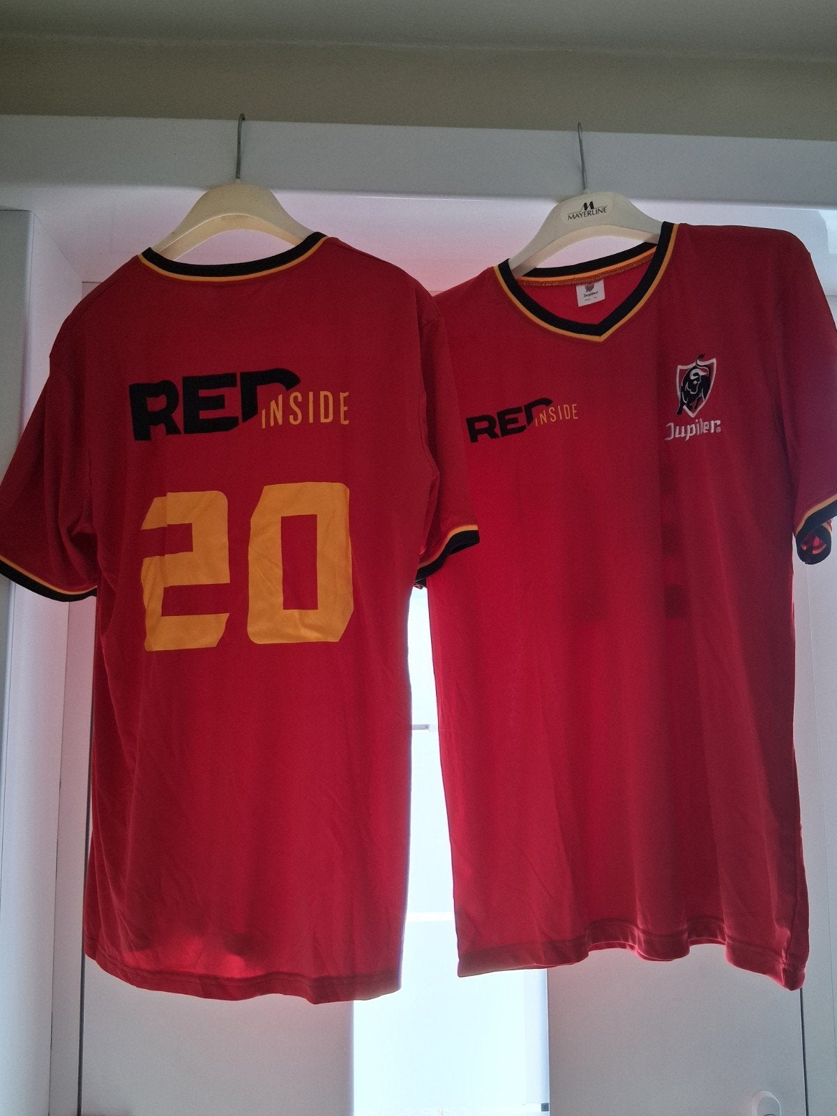 T-shirt rode duivels XL 5X  M 1X .3 euro stuk. 6 v15 euro, Kleding | Heren, T-shirts, Ophalen