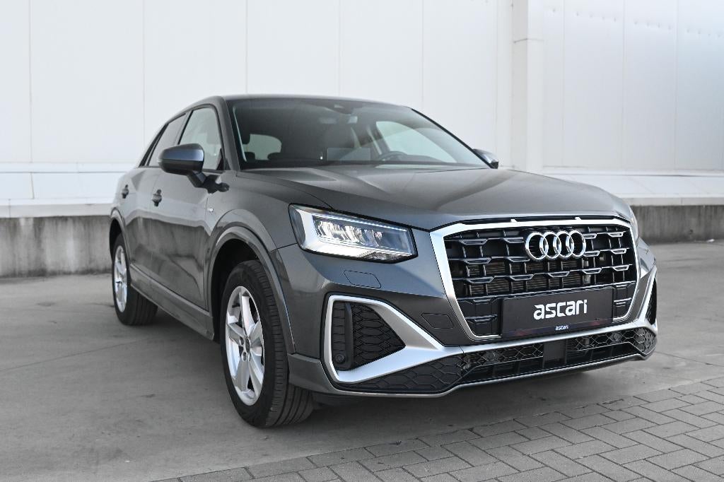 Audi Q2 S-line / 2025 / Automaat / 1.5TFSI / 150Pk / 15750km, Cuir, Argent ou Gris, Achat, Entreprise