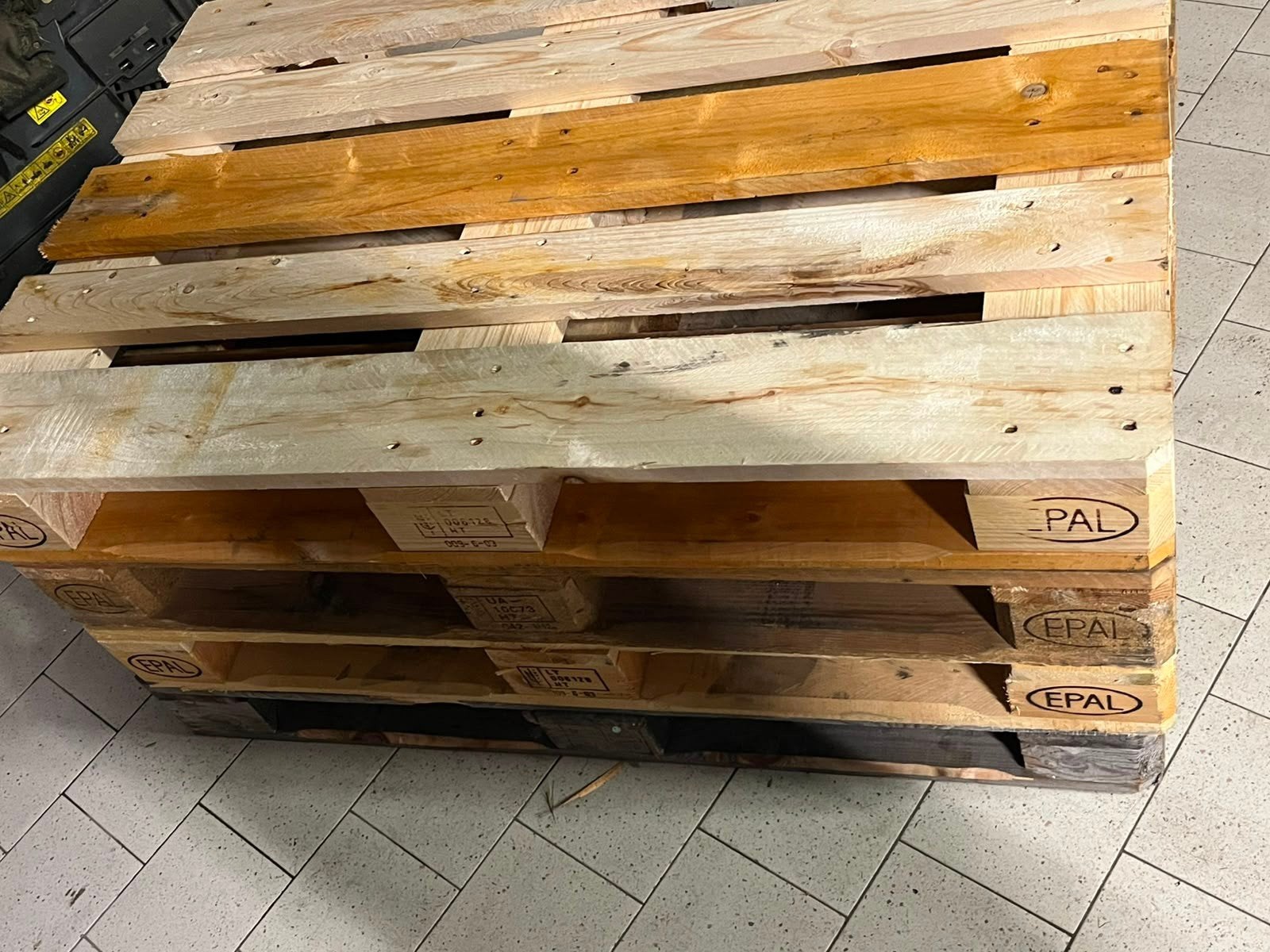 Euro-paletten, 30 stuks, 7 euro per stuk, Doe-het-zelf en Bouw, Hout en Planken, Ophalen