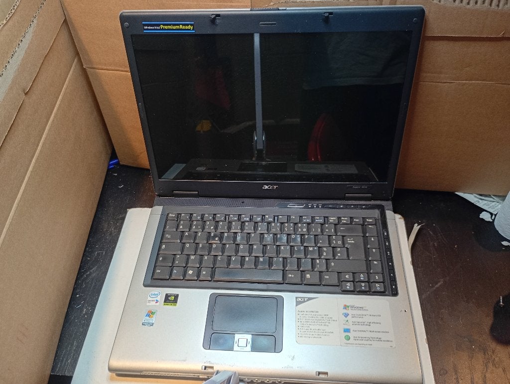 Pc portable Acer aspire 5610 pour piéce, Informatique & Logiciels, Enlèvement ou Envoi, 13 pouces, Ne fonctionne pas, Azerty
