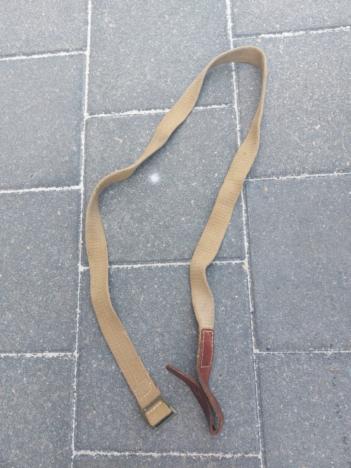 Tsjechische militaire VZ 52/57 geweer draagriem, Verzamelen, Militaria | Algemeen, Ophalen of Verzenden, Landmacht, Overige typen