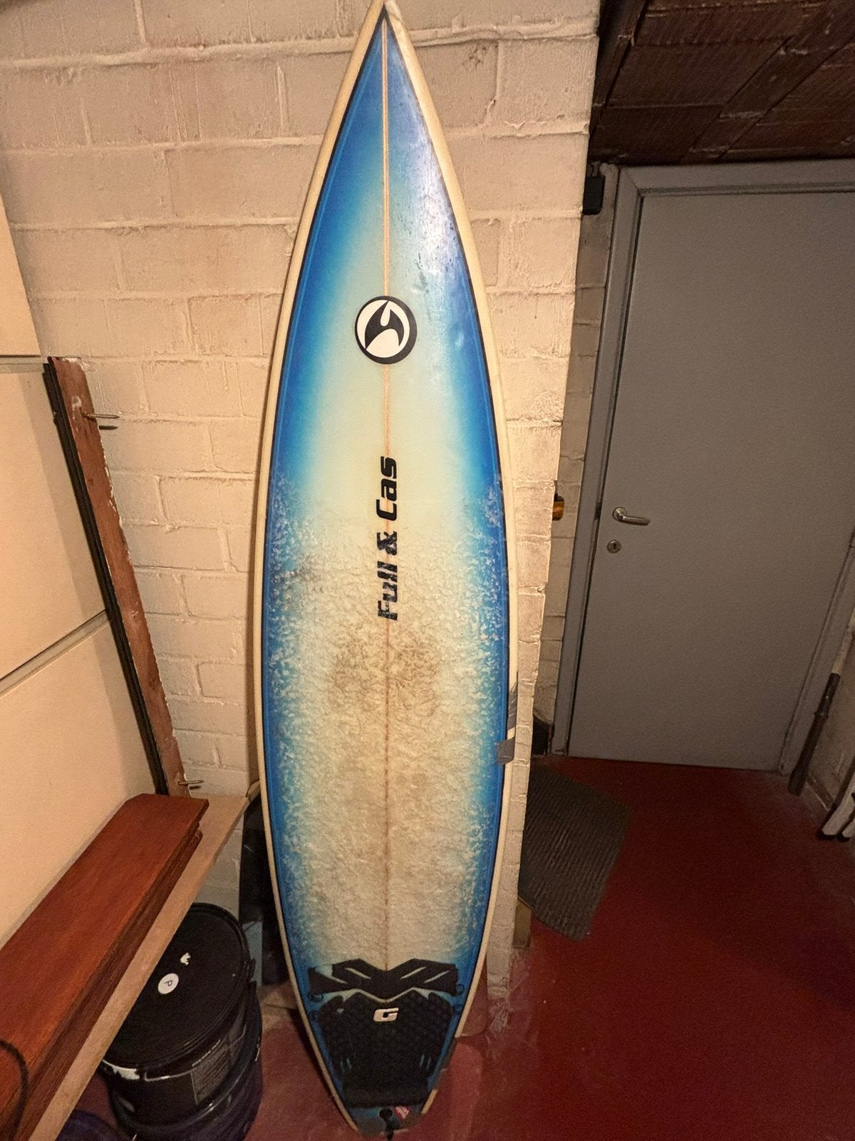 Full & Cas surfboard, Watersport en Boten, Golfsurfen, Ophalen, Gebruikt, Shortboard, Met vinnen