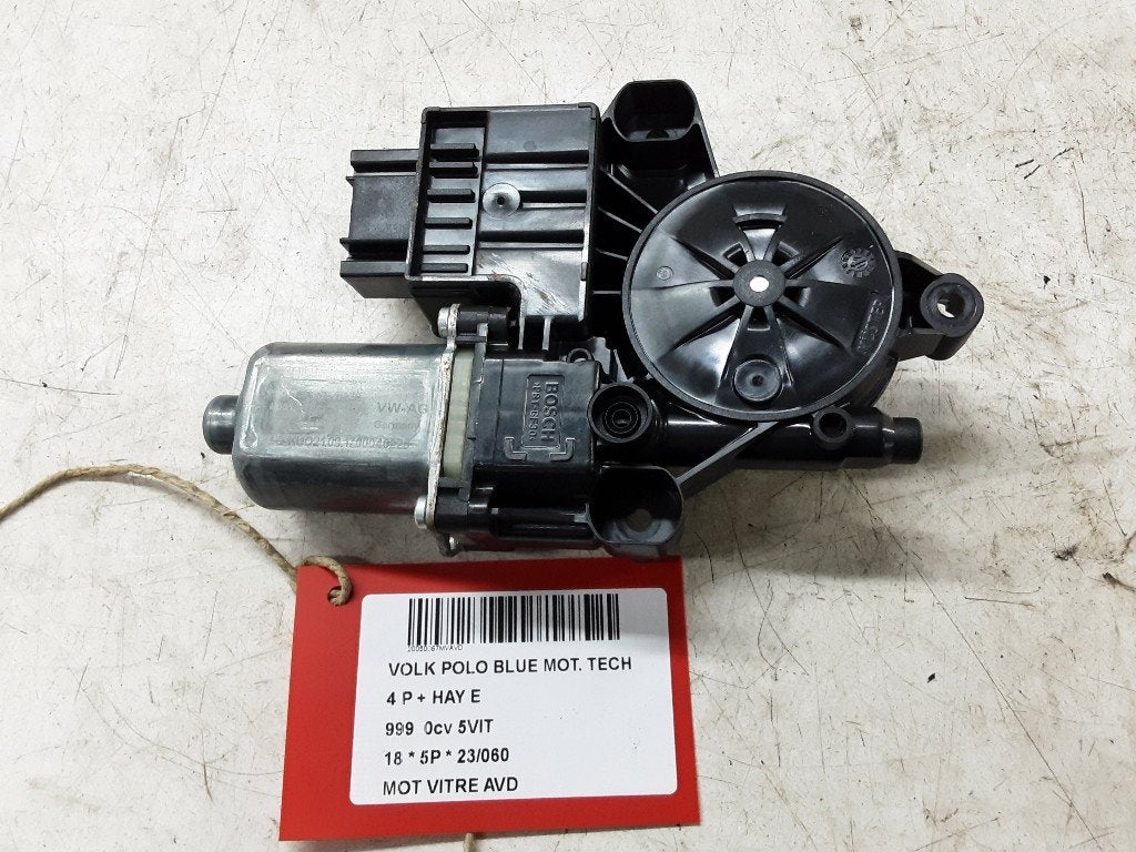 MOTEUR LEVE VITRE ELECTRIQUE AVANT DROIT Polo VI (AW1), Autos : Pièces & Accessoires, Volkswagen, Mevr. I. Hauben, Utilisé, Avant