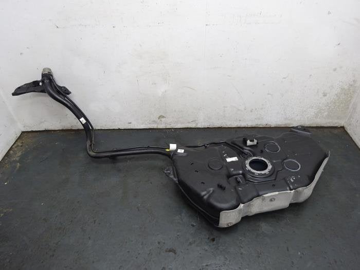 Réservoir de carburant d'un Volkswagen Multivan T7, Autos : Pièces & Accessoires, Systèmes à carburant, Volkswagen, -, 3 mois de garantie