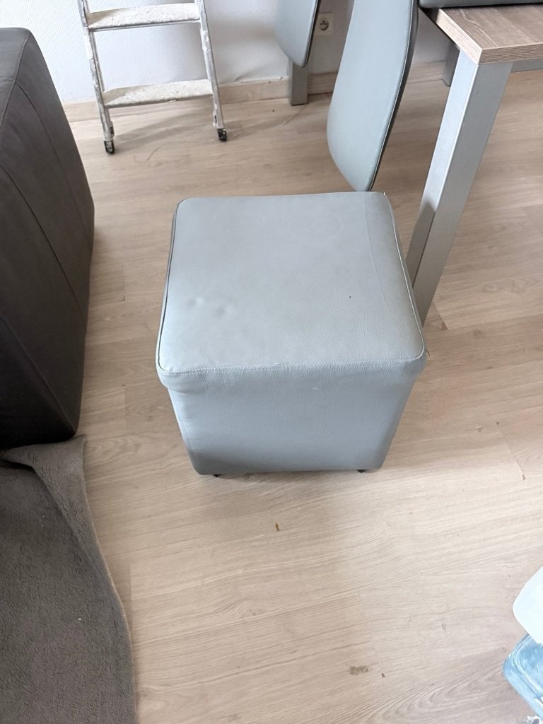 pouf, Maison & Meubles, Synthétique, Enlèvement, 50 à 75 cm, 50 à 75 cm