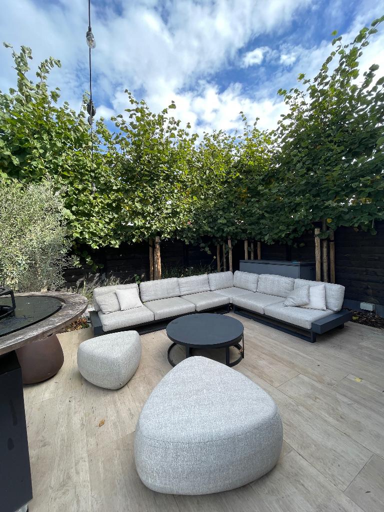 VERKOCHT Hoeklounge met tafels in sunbrellastof all weather, Tuin en Terras, Tuinsets en Loungesets, Ophalen, Gebruikt, Bank, Aluminium