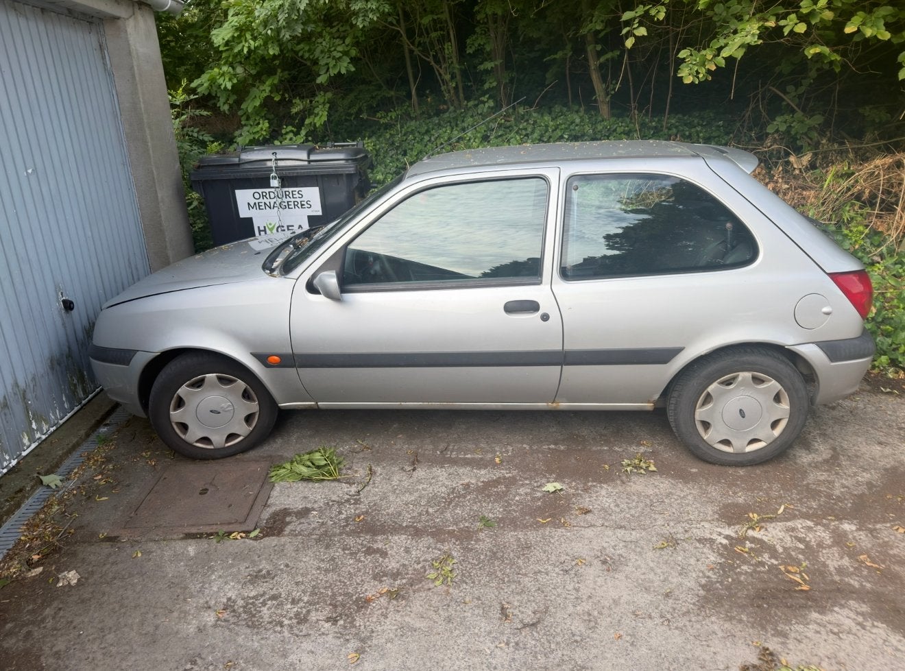 Ford fiesta 1.3 2001 pour pieces, Autos, Achat, Particulier, Essence
