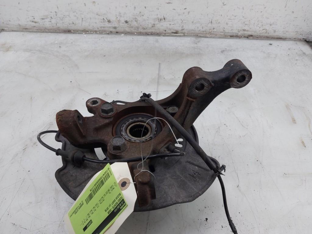 FUSEE AVANT DROITE Suzuki Swift (ZC / ZD) (01-2017/-), Dhr. J. Ham, Administratie@autoham.nl, Utilisé, Suzuki