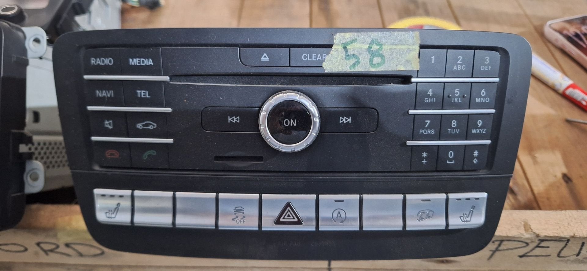 Originele Mercedes-Benz Radio / Bedieningspaneel - W176 W246, Gebruikt, -, -, Ophalen of Verzenden