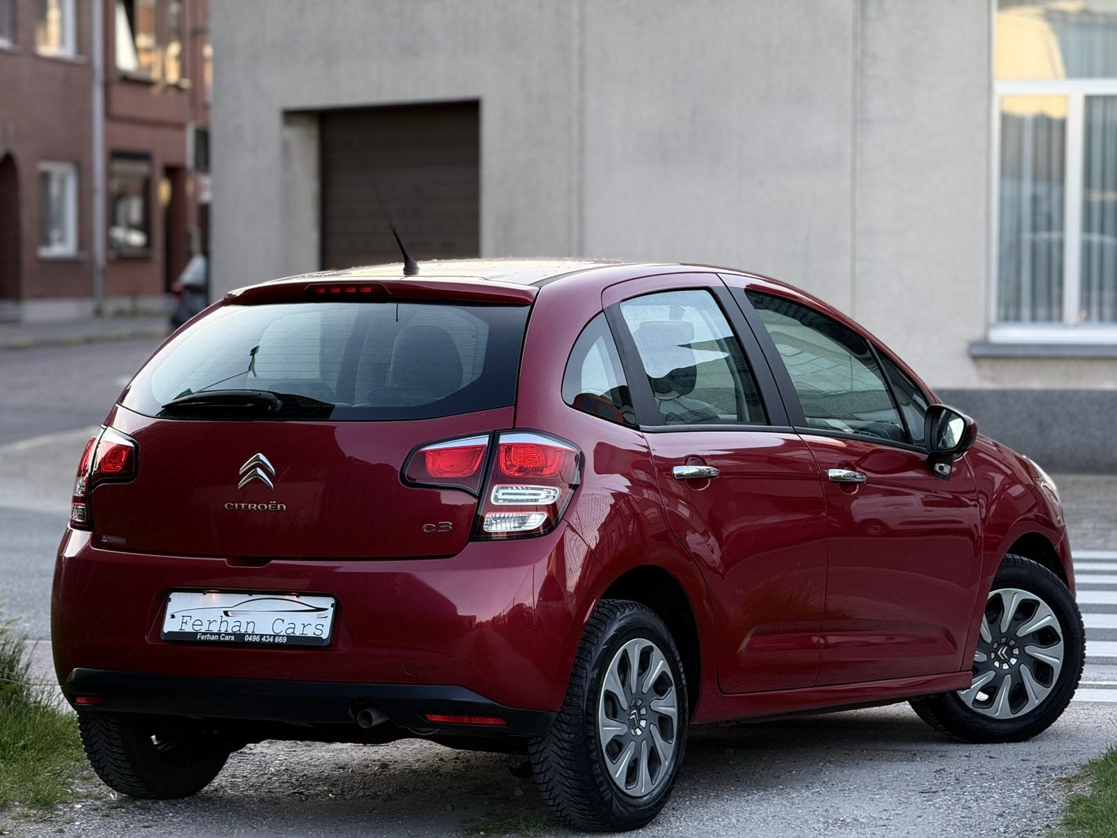 Citroën C3 1.2i • 2015 • Euro6b • 098.423KM, Auto's, Voorwielaandrijving, Testrit aan huis, Stof, 1199 cc