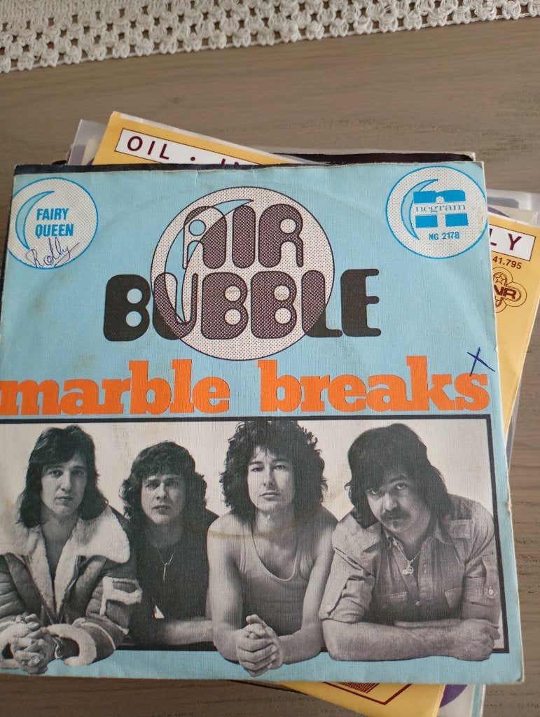 Air Bubble - Marble breaks, Cd's en Dvd's, Gebruikt, 7 inch, Pop, Fotohoes