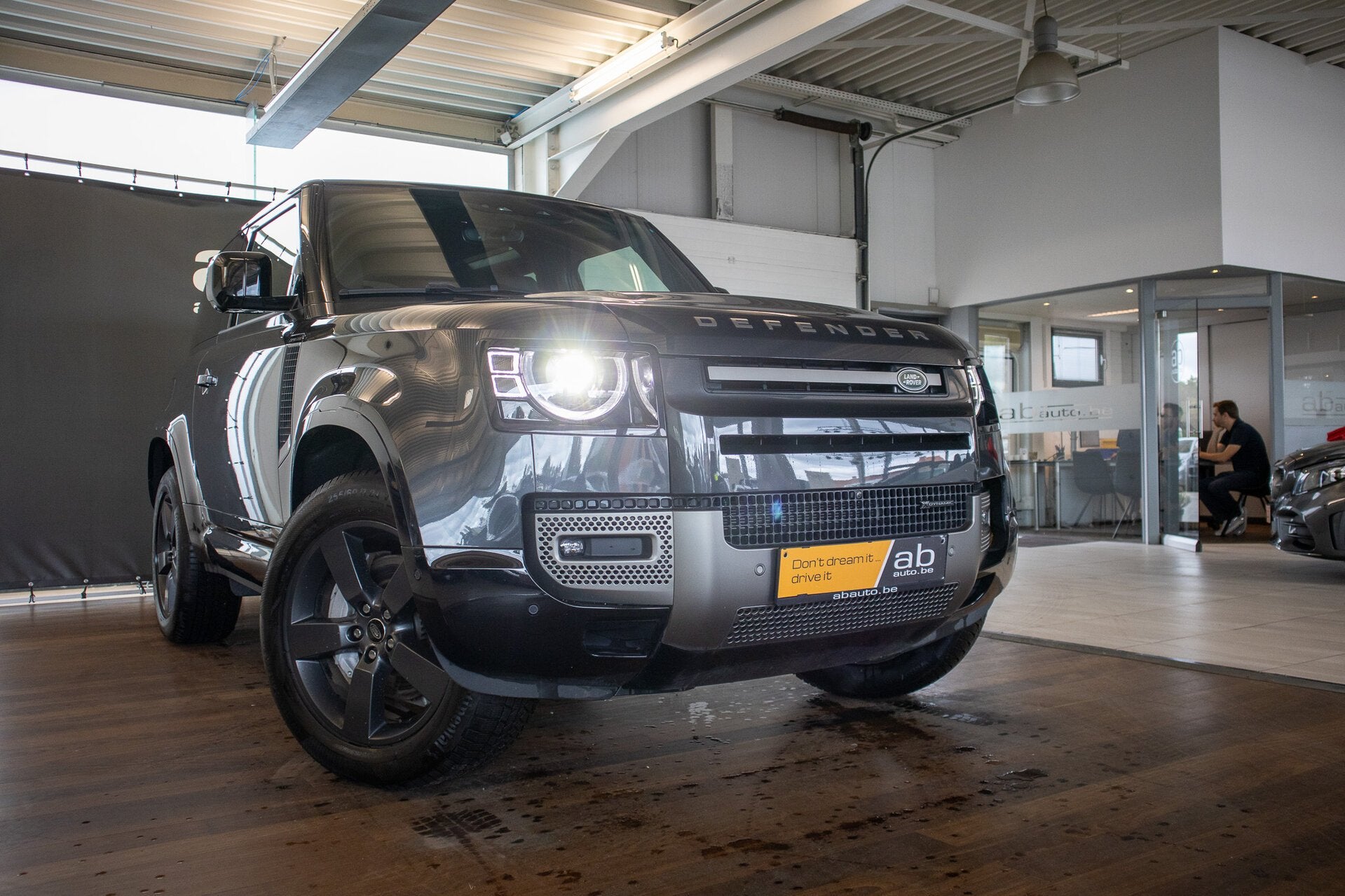 Land Rover Defender 90 D300 X-Dynamic SE, Auto's, 0 kg, SUV of Terreinwagen, Zilver of Grijs, 6 cilinders