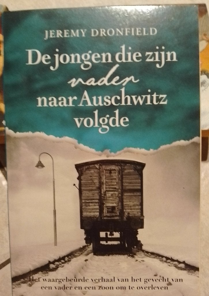 Boek met een verhaal over Auschwitz, Livres, Guerre & Militaire, Enlèvement, Ne s'applique pas, Utilisé, Autres sujets/thèmes