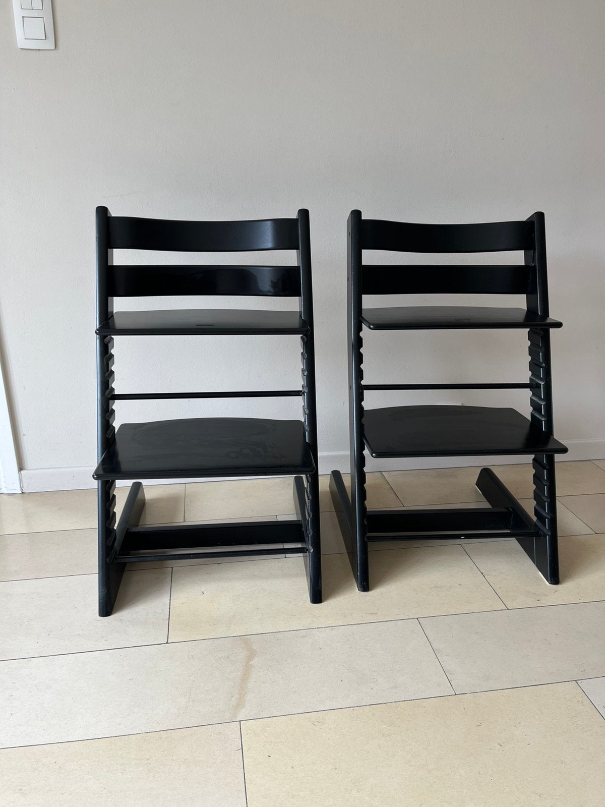 Chaises Stokke Tripp Trapp noires, Enfants & Bébés, Enlèvement, Utilisé