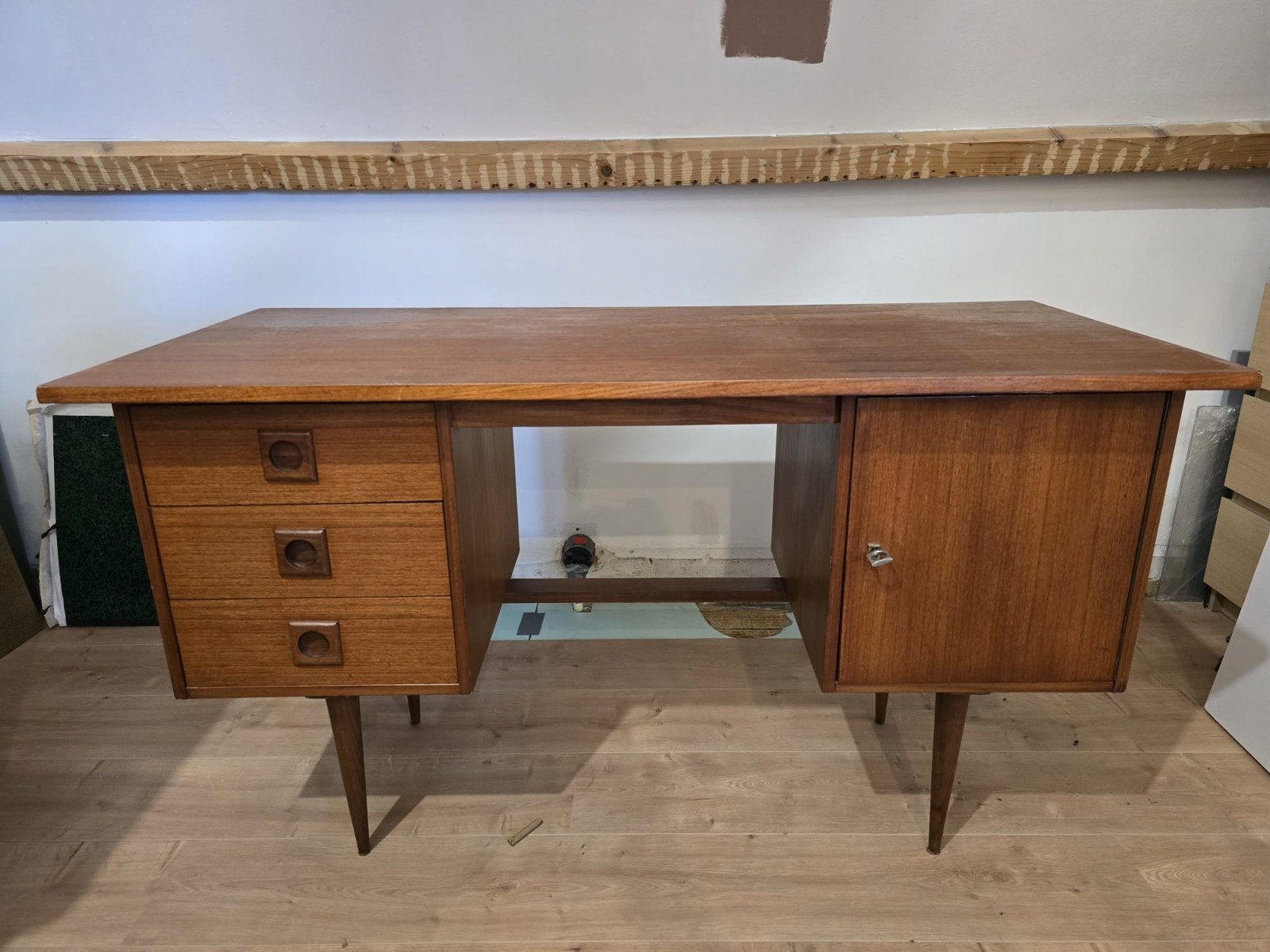 Prachtig vintage bureau, Vintage, Ophalen