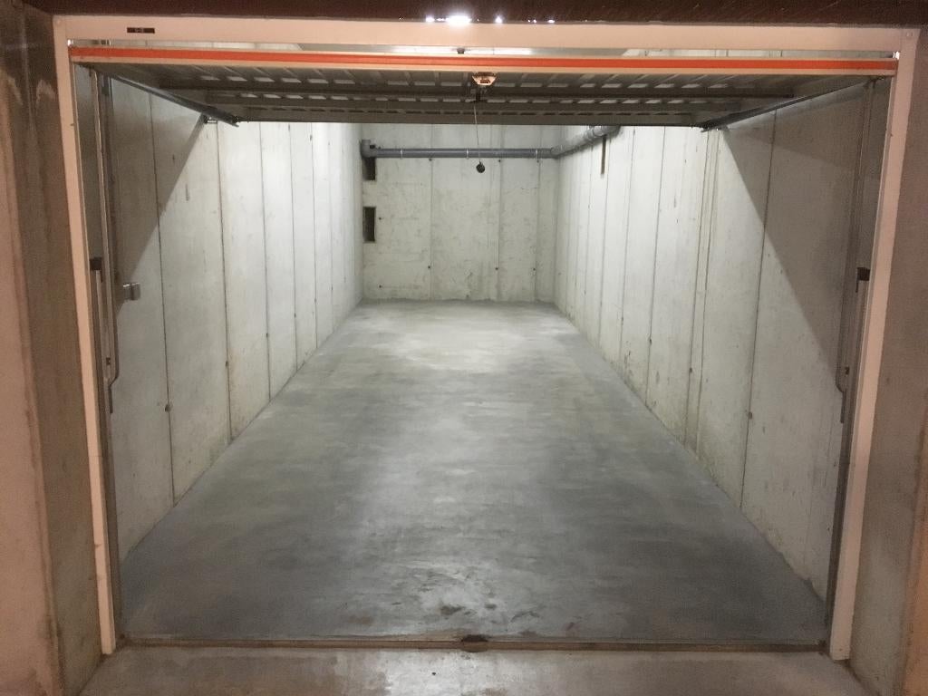 Individueel afsluitbare dubbele garage Kessel-Lo, Leuven, Immo, Garages en Parkeerplaatsen, Leuven