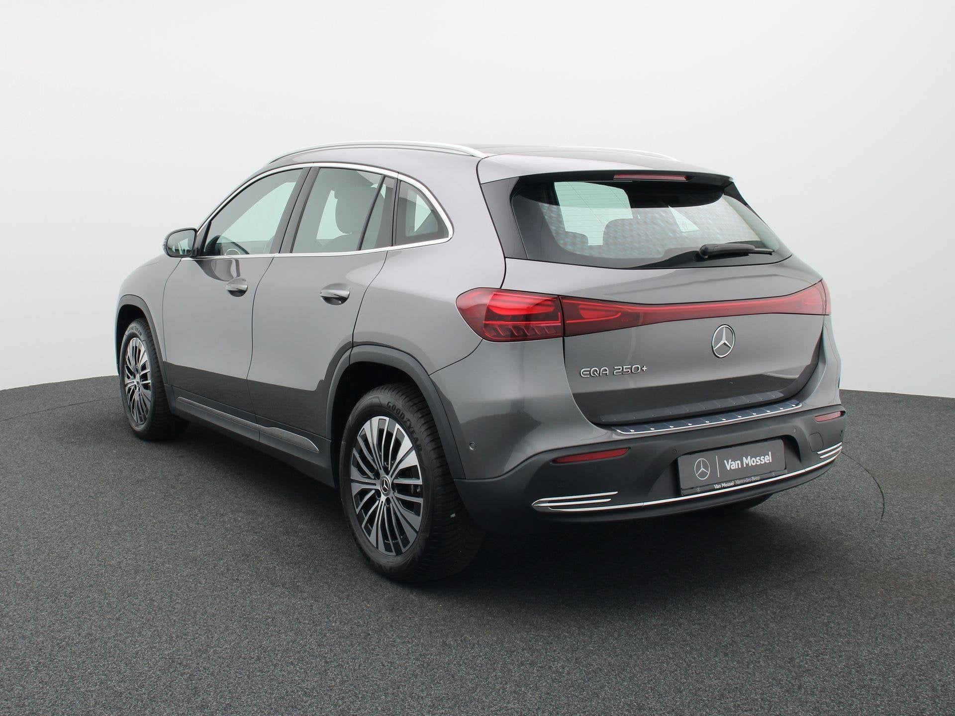 Mercedes-Benz EQA 250+ Business Line + PANORAMISCH DAK + CAR, Autos, Argent ou Gris, Achat, 550 km, Euro 6