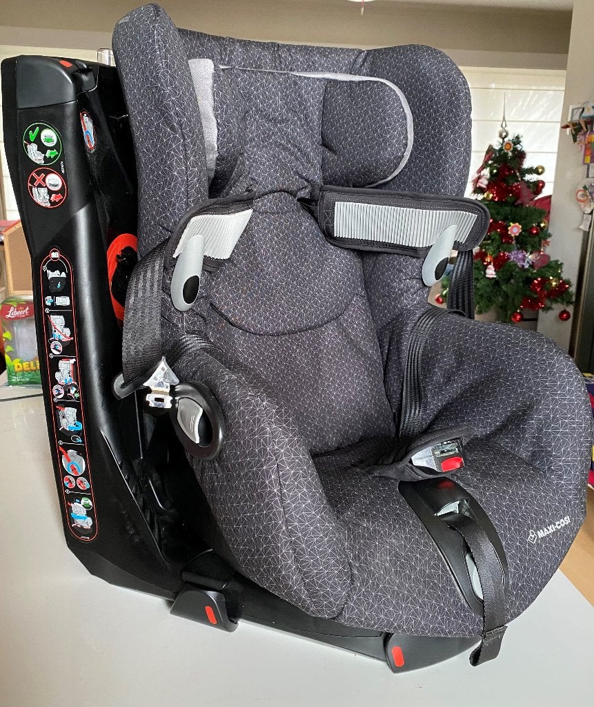 Kinderautostoel vf 9m (grijs), Kinderen en Baby's, Ophalen, Autogordel, 9 t/m 18 kg, Verstelbare rugleuning
