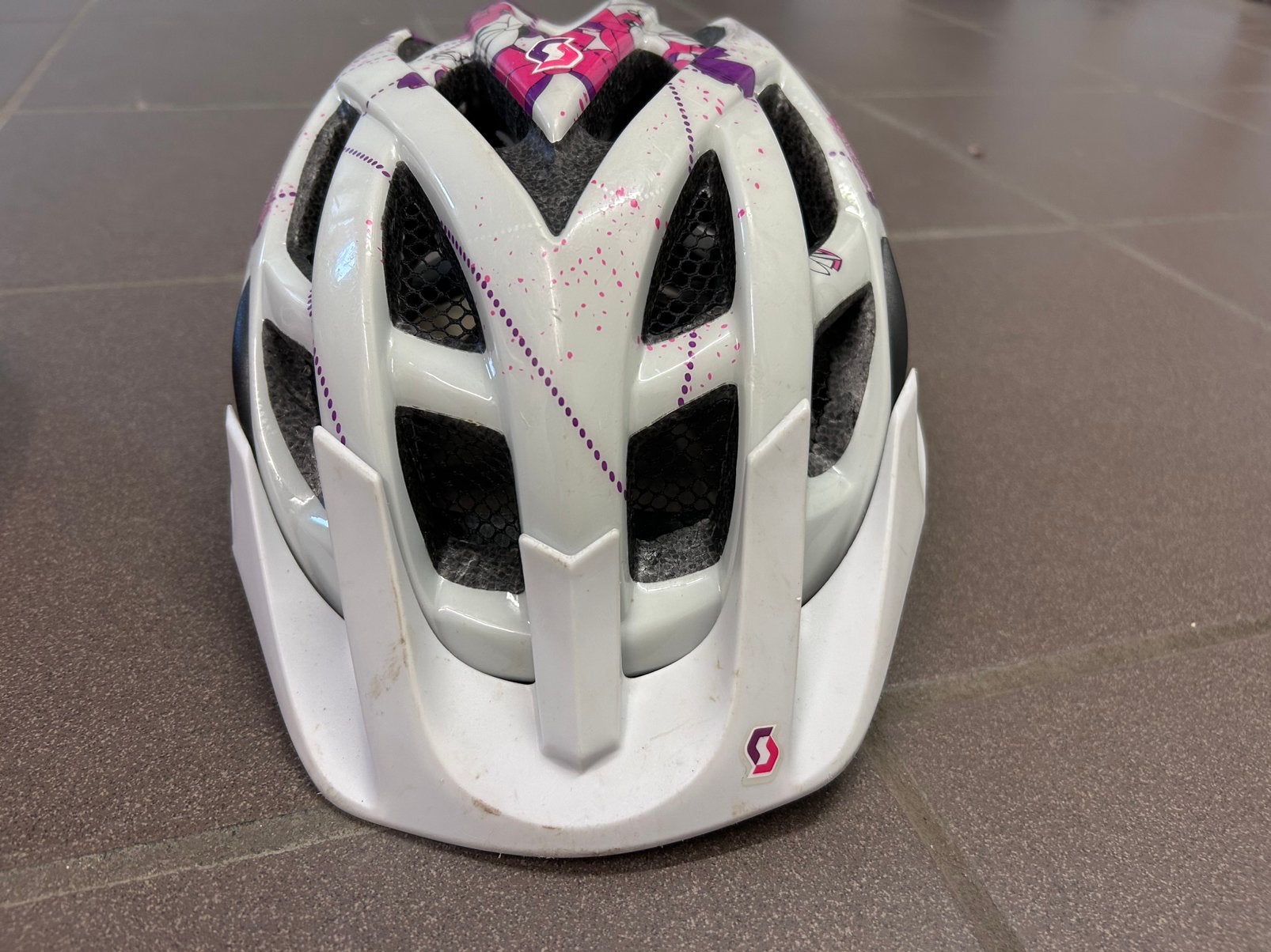 Casque scott enfants, Vélos & Vélomoteurs, Accessoires vélo | Casques de vélo, Enlèvement, Comme neuf