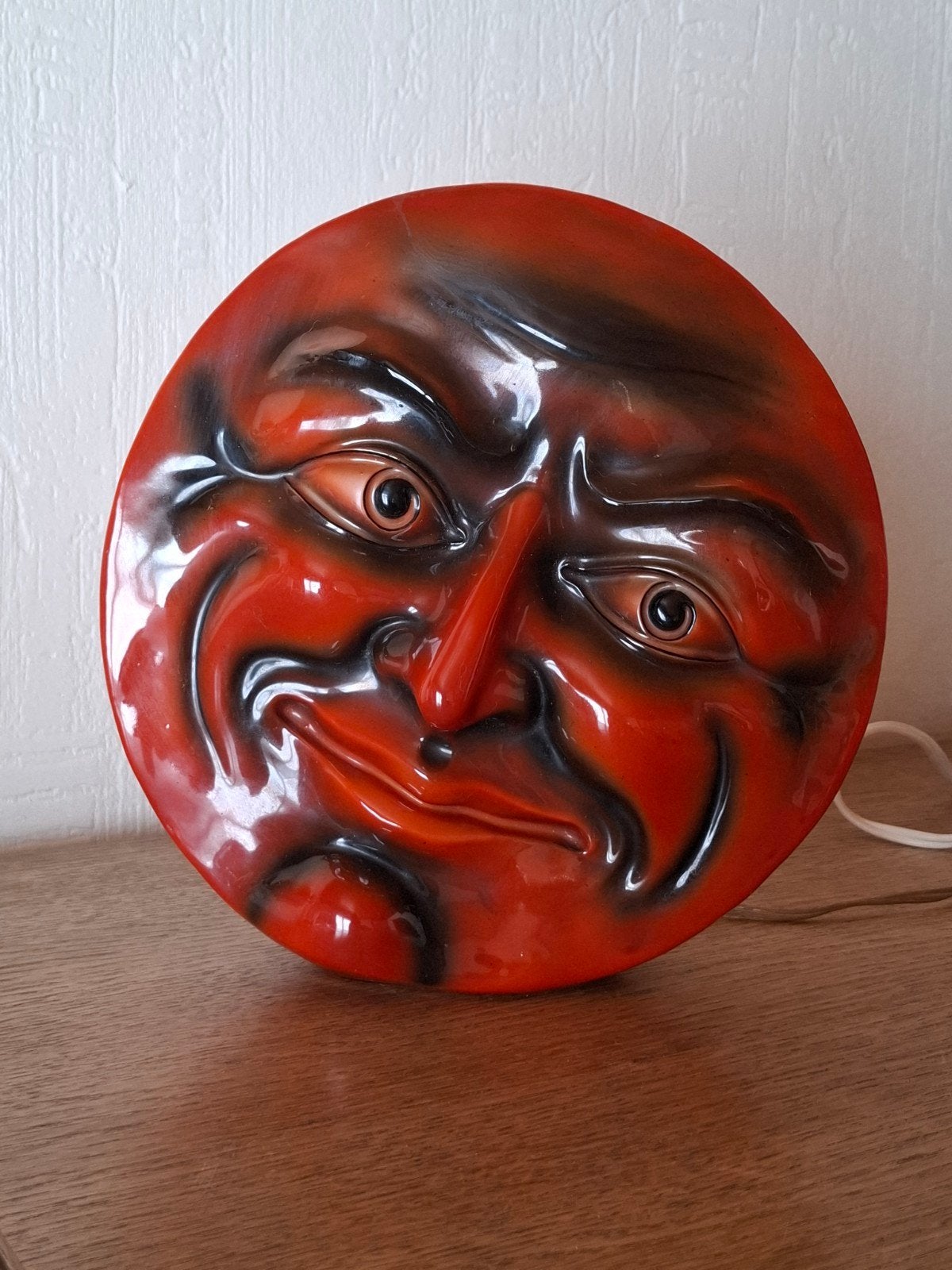 Lampe vintage en céramique émaillée – Visage grimaçant, Enlèvement ou Envoi, Lampe, Rouge