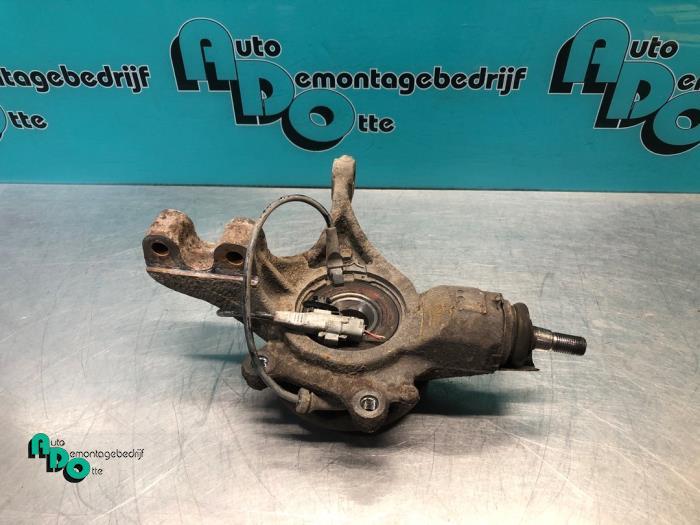 Fusee rechts-voor van een Peugeot 307 (307 01-), Gebruikt, -, -, Ophalen of Verzenden