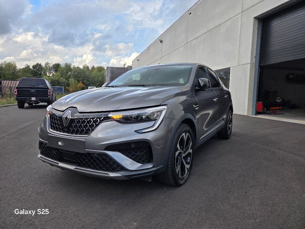 Renault Arkana hybride, Euro 6, Entreprise, Détection des panneaux routiers, 5 portes