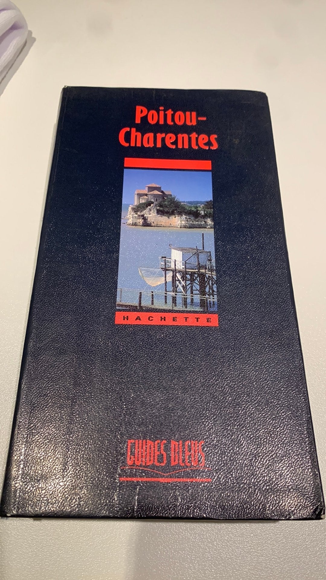Guide de voyage Poirou-Charentes, Guide ou Livre de voyage, Autres marques, Enlèvement ou Envoi, Comme neuf