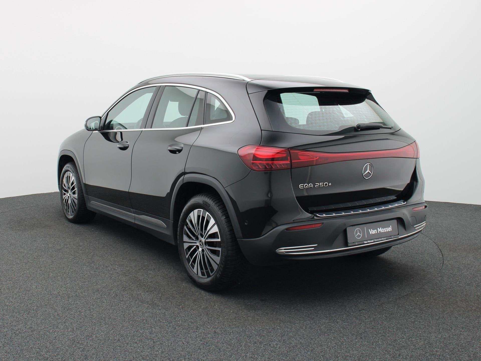 Mercedes-Benz EQA 250+ Business Line + PANO DAK + CARPLAY +, Autos, Achat, 550 km, Euro 6, https://public.car-pass.be/vhr/70fe62ee-e529-4d0d-a0f8-e30d495a7028